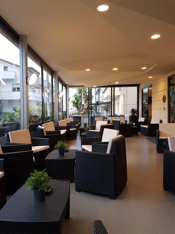 Hotel Tiglio Rimini Exteriér fotografie